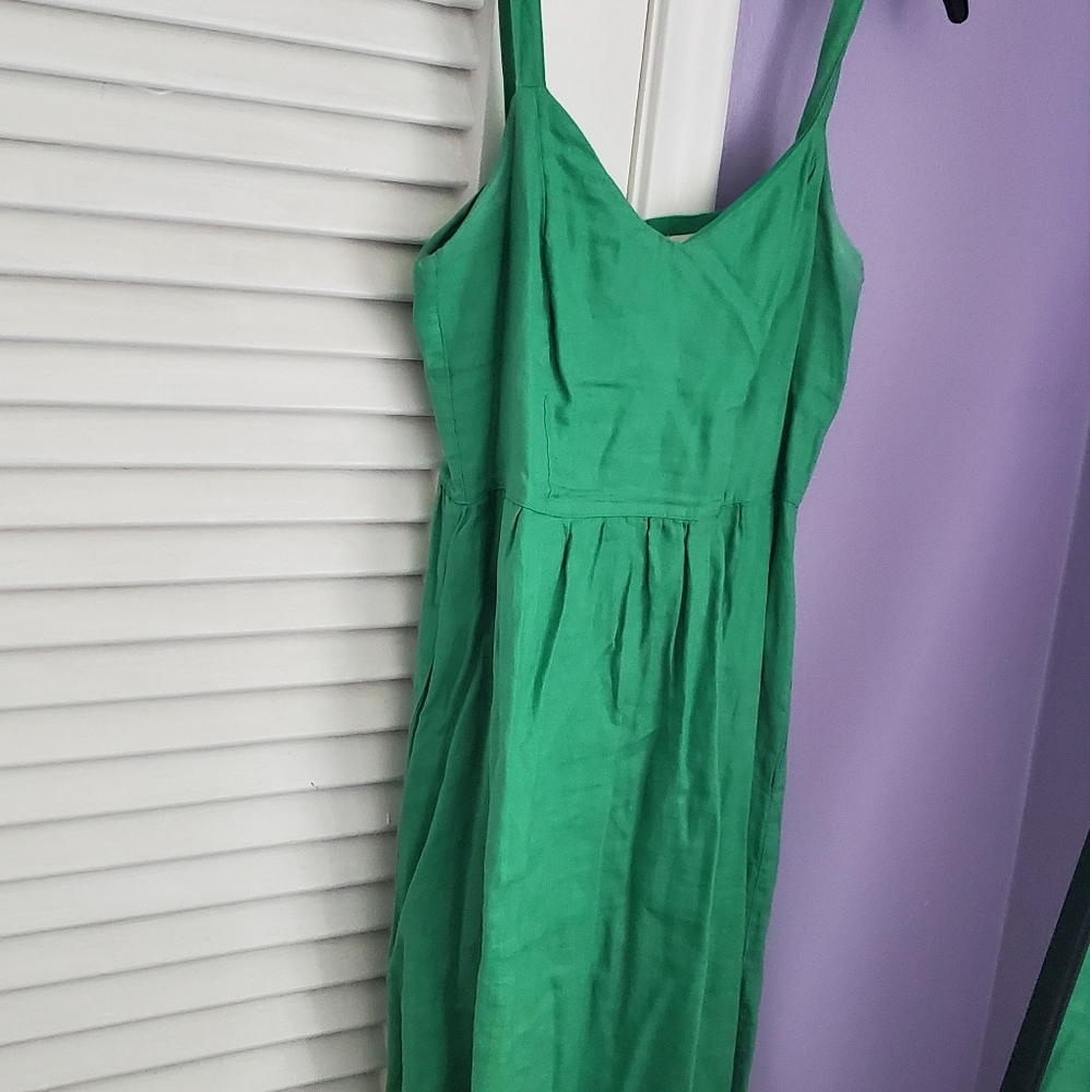 Cute mini green dress